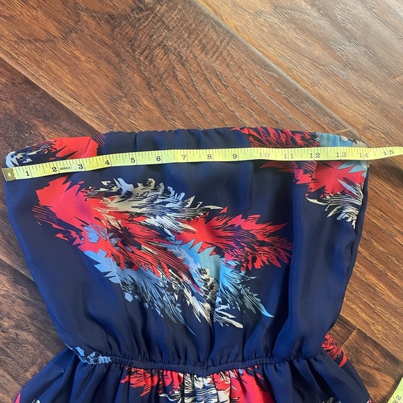Wet Seal Strapless Dress in Navy and Red Feather - Picture 9 of 16